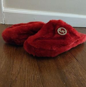 MK Slippers